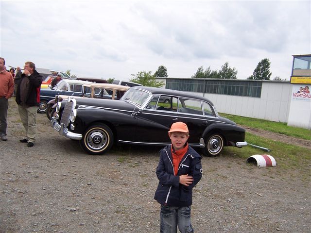 MB 300D