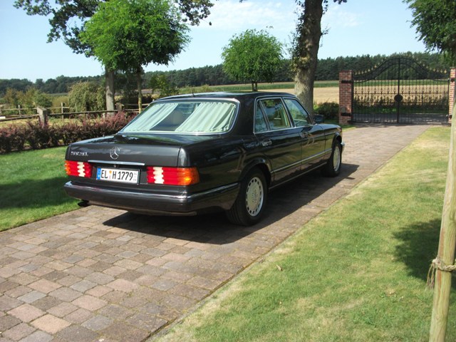 w126 085